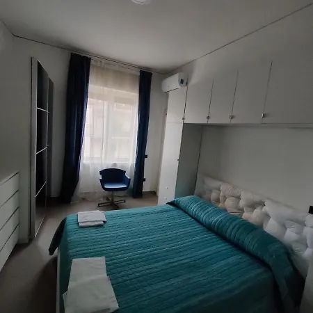 Napoli, Casa di Jo appartamento al Vomero-2